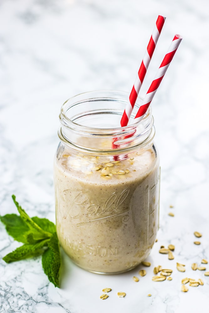 Banana Oatmeal Breakfast Smoothie is a healthy and nourishing breakfast idea for summer.