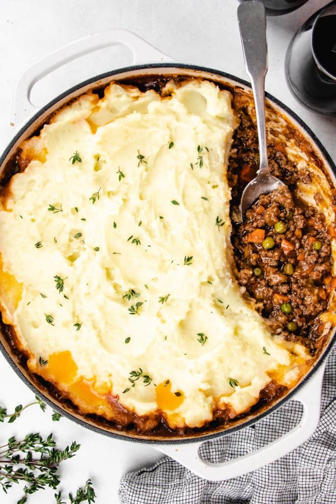 Easy Shepherd's Pie Recipe (with Red Wine) - Veronika's Kitchen