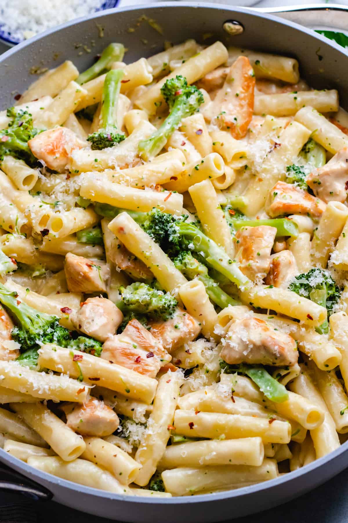 Pasta, diced chicken, and broccolli in creamy sauce.