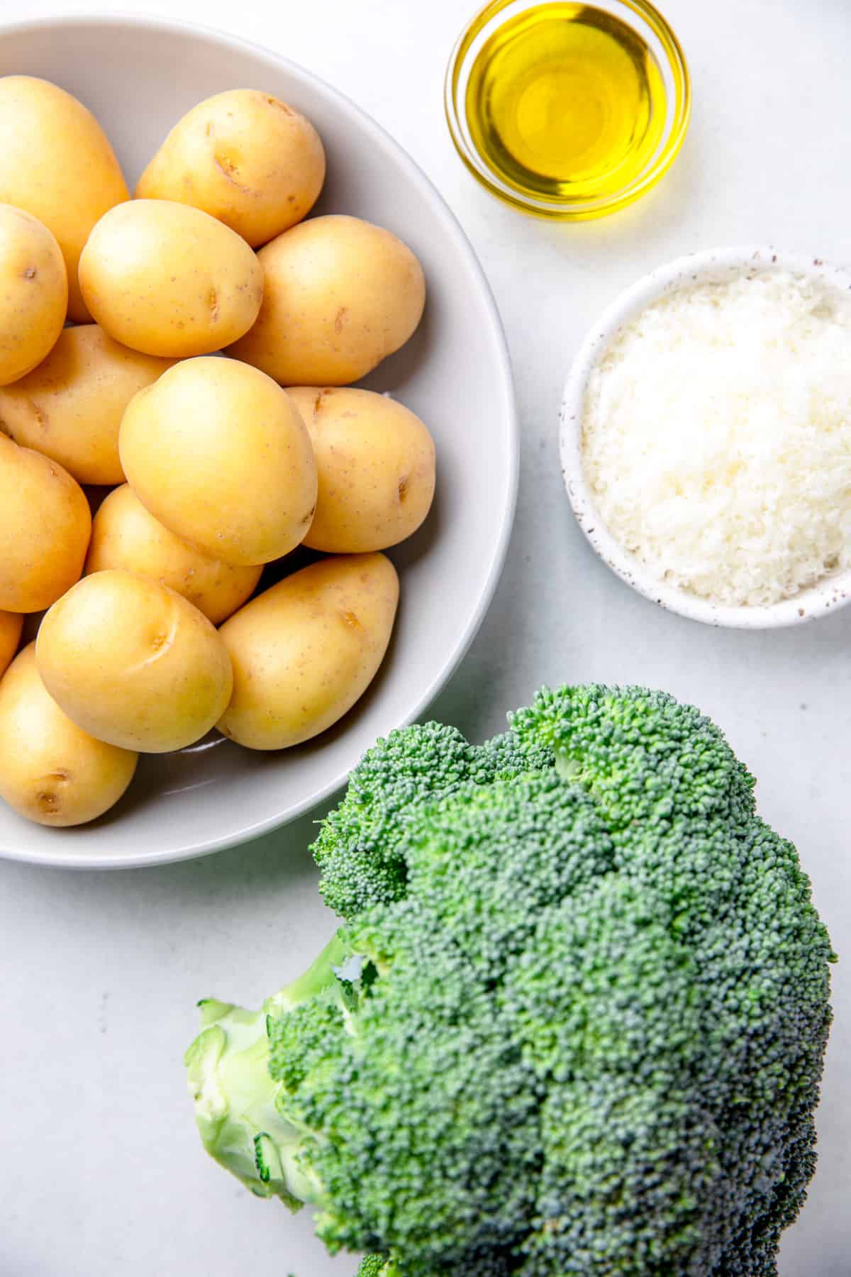 Ingredients to make Roasted Potatoes and Broccoli.