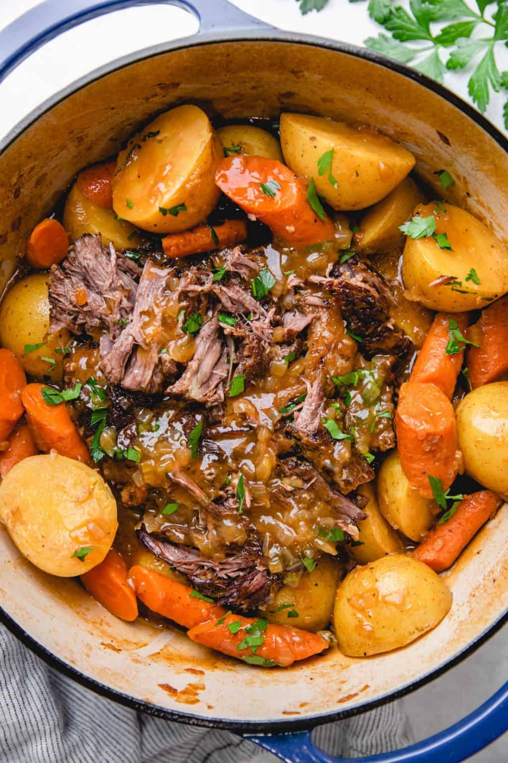 Why Comfort-Food Lovers Go Wild for This Savory French Onion Pot Roast (And Why You Will Too) 4 Image